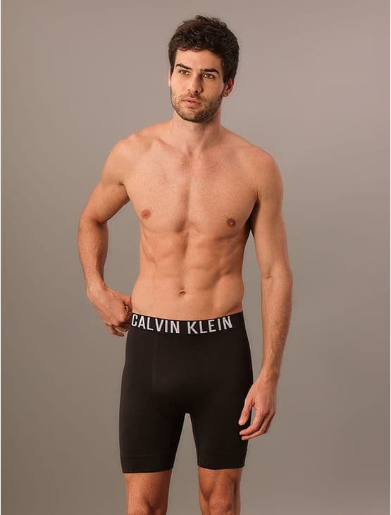 Cueca Long Boxer Intense Power Seamless Calvin Klein Underwear - Preto Cueca Long Boxer Intense Power Seamless Calvin Klein Underwear Preto p