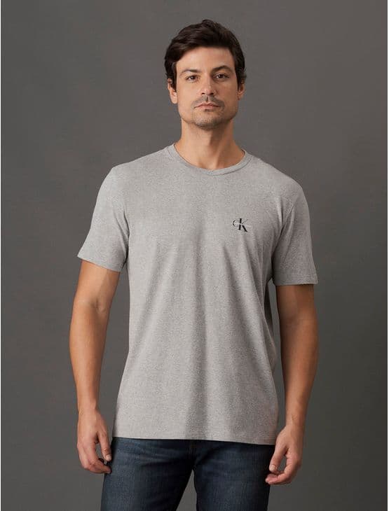 Camiseta Masculina Básica Estampa Logo Reissue No Peito Calvin Klein Jeans - Mescla Camiseta Masculina Básica Estampa Logo Reissue No Peito Calvin Klein Jeans Mescla Pp