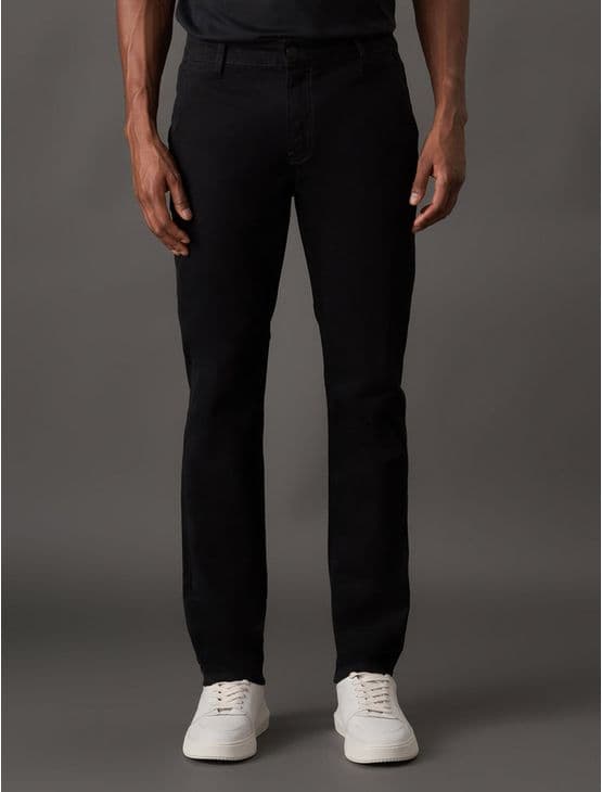 Calça Sarja Color Masculina Skinny Infinite Black Calvin Klein - Preto Calça Sarja Color Masculina Skinny Infinite Black Calvin Klein Preto 48