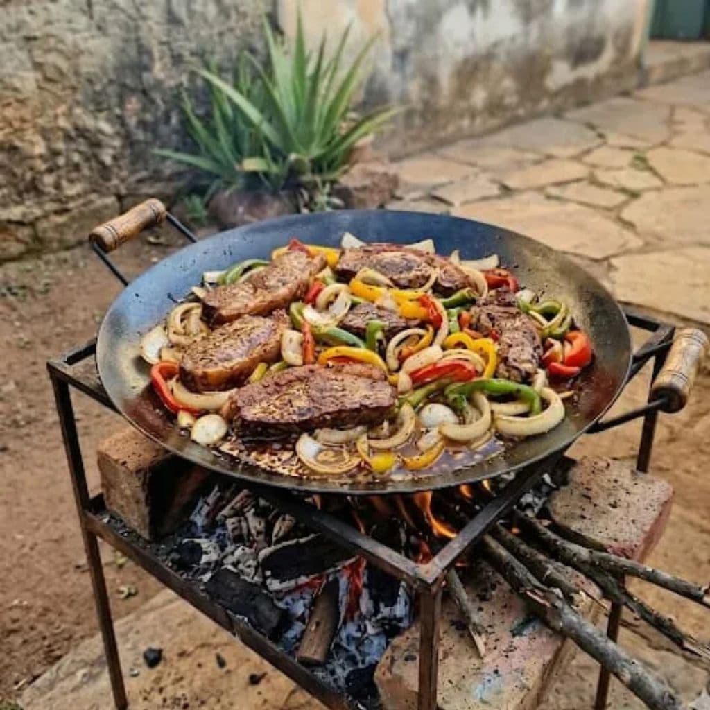 Chapa Disco de Arado em Aço com Ferro Paella Grande Cabo em madeira 26 33 40 50 60cm - COM BRINDE