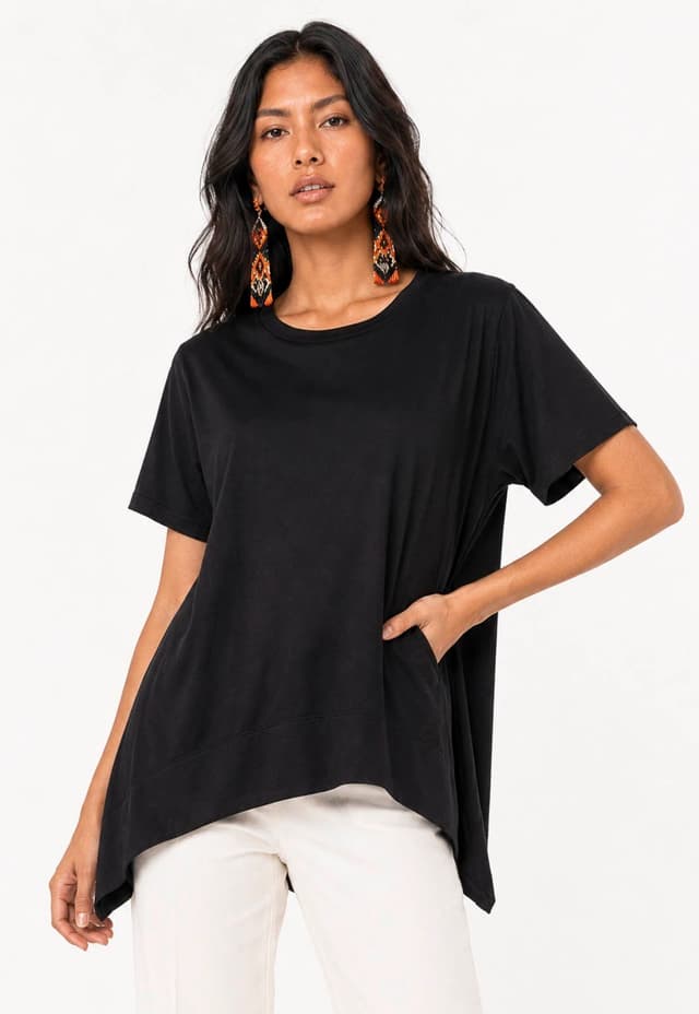 T-Shirt Amazonia vital Ampla Malha Manga Curta Preta