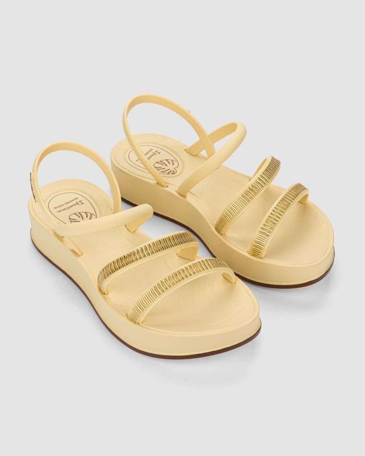 Sandália Feminina Ipanema Shine UP Sempre Nova Amarelo
