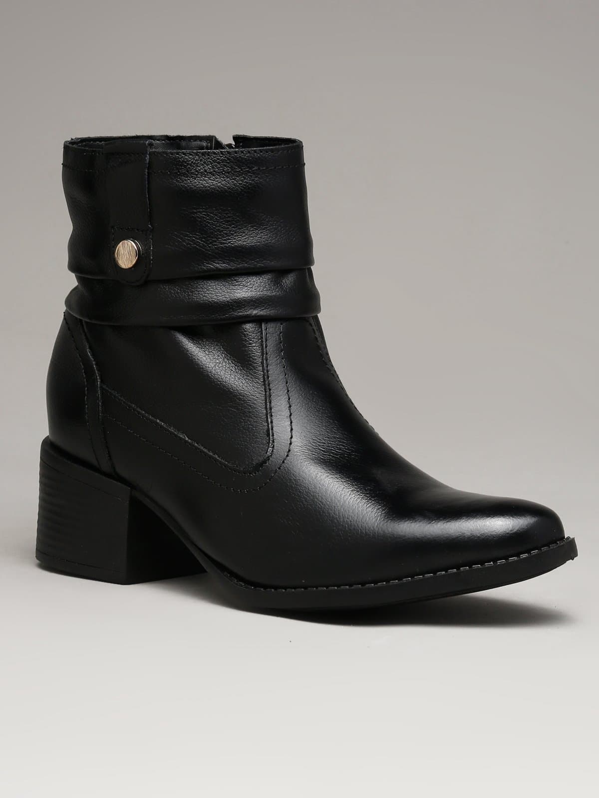 Bota Feminina Em Couro Legítimo Preto Flor de Griffe Elegante Cano Curto Salto Médio Inverno Frio